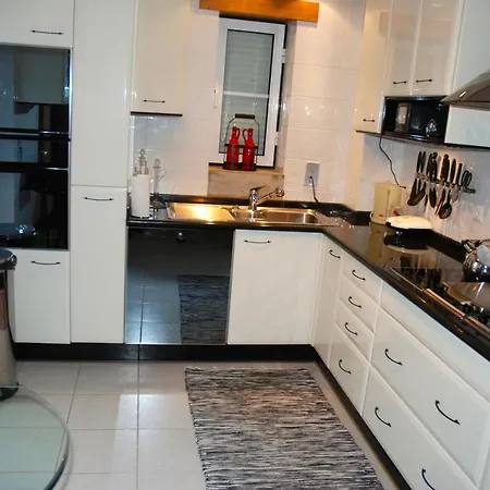 Διαμέρισμα Blue - 4 Bedroom Sea View In Amazing Sao Martinho do Porto